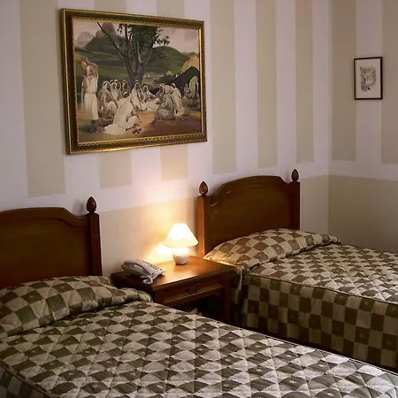 Otel Piccolo 3*