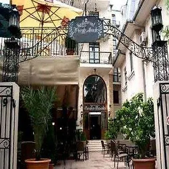 Otel Piccolo Bükreş