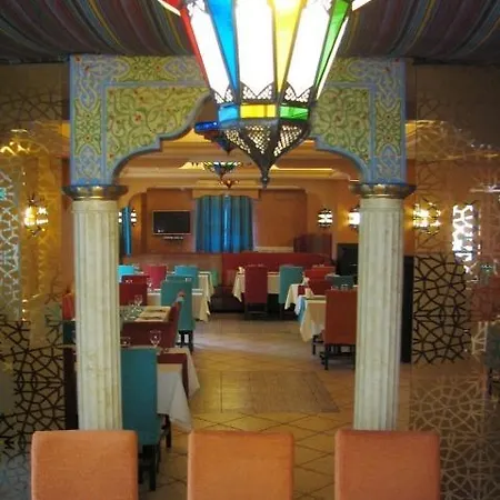 Piccolo Otel Bükreş
